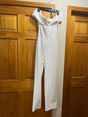 Charlotte Russe Off-Shoulder White Wide-Leg Jumpsuit -LIKE NEW!